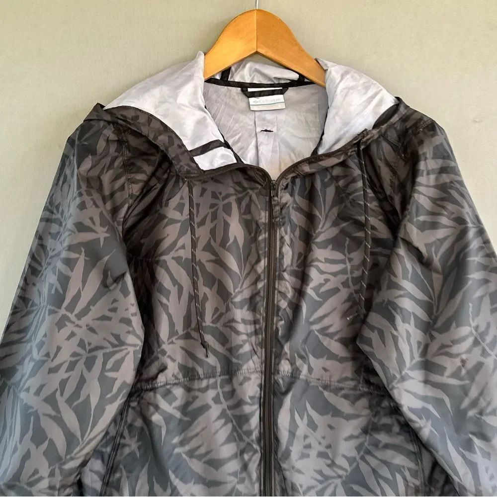 🎉5 for $45🎉 Columbia light jacket size S